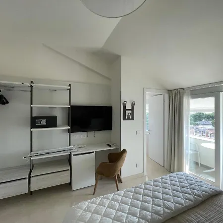 Hotel Jasminum 4*