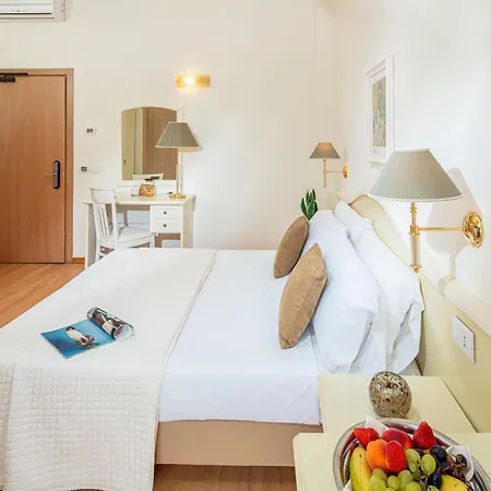 Jasminum 4* Бібіоне