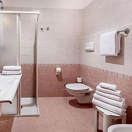 Jasminum Hotel 4*